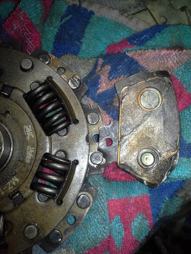 Мне еще тогда казалось что оборвет. — Mazda 626 IV (GE)