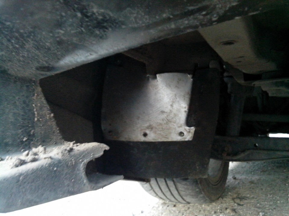Смастерил брызговики — Honda Integra (DB6-DB9), 1,6 л, 1998 года ...