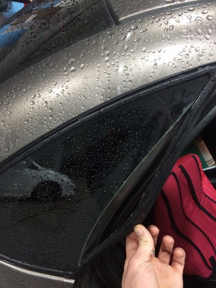 Резиночки на стёклах — Lada Гранта (1G), 1,6 л, 2014 года | заправка ...