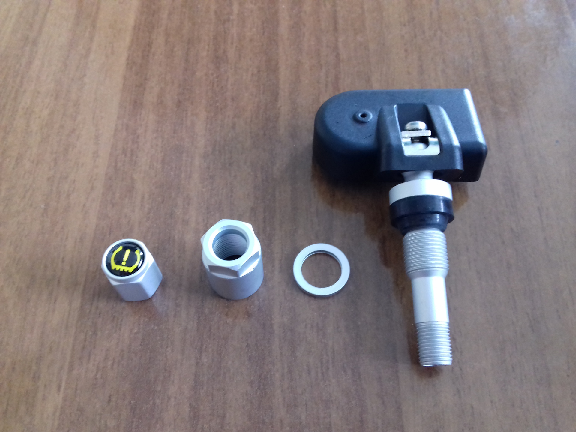 Датчик давления в шинах тугела. 0 tpms-датчики давления. Teyes cc3 датчики давления в шинах. Датчик давления джили эмгранд ес7. Датчик давления в шинах тугела.