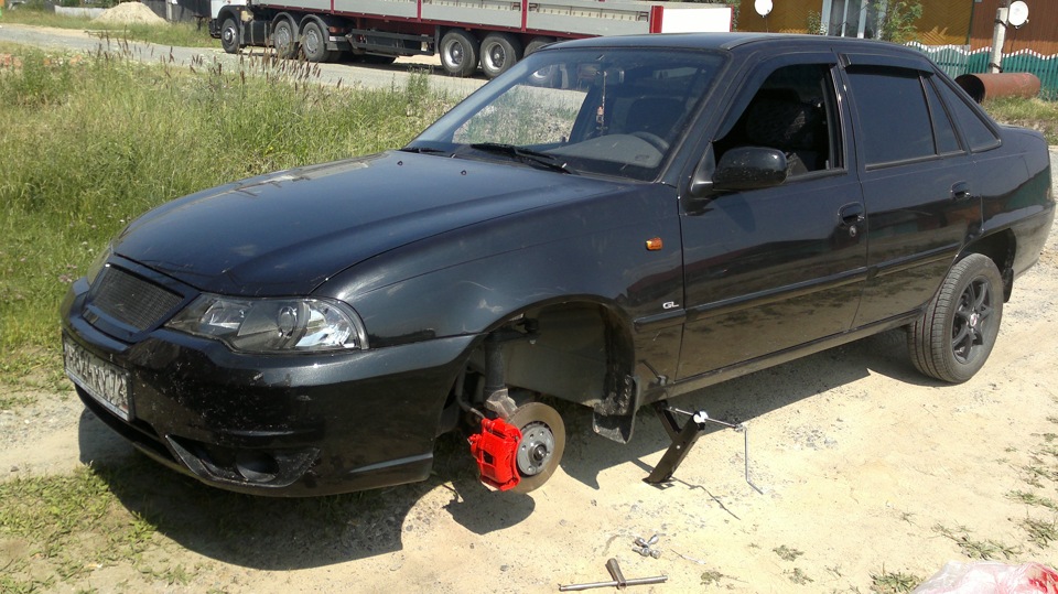 Покраска тормозов — Daewoo Nexia (N150), 1,5 л, 2012 года | другое | DRIVE2