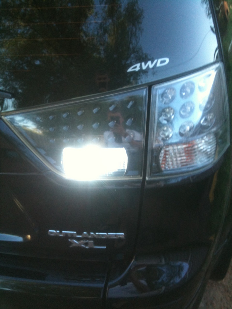 Светодиодные лампы в задний ход — Mitsubishi Outlander XL, 2,4 л, 2008 ...