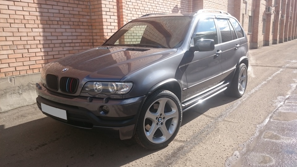 Photo from the logbook BMW X5 (E53)