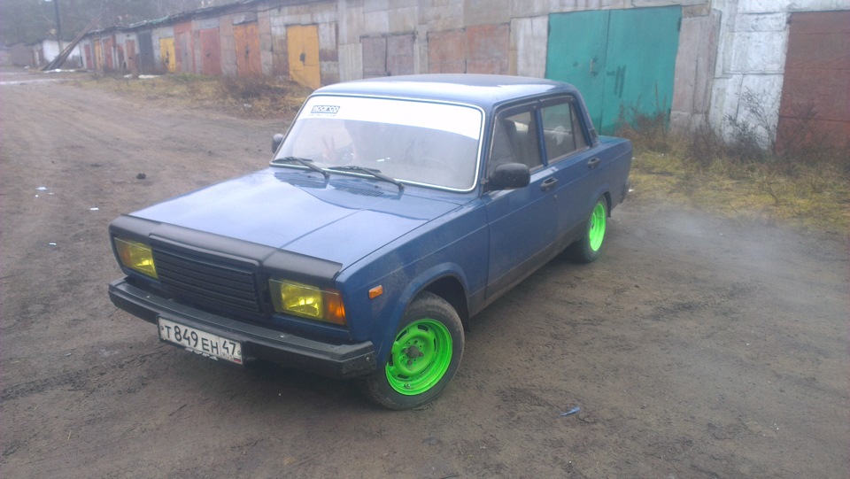 Желтая пленка на фары (часть 1) — Lada 21074, 1,5 л, 2008 года ...