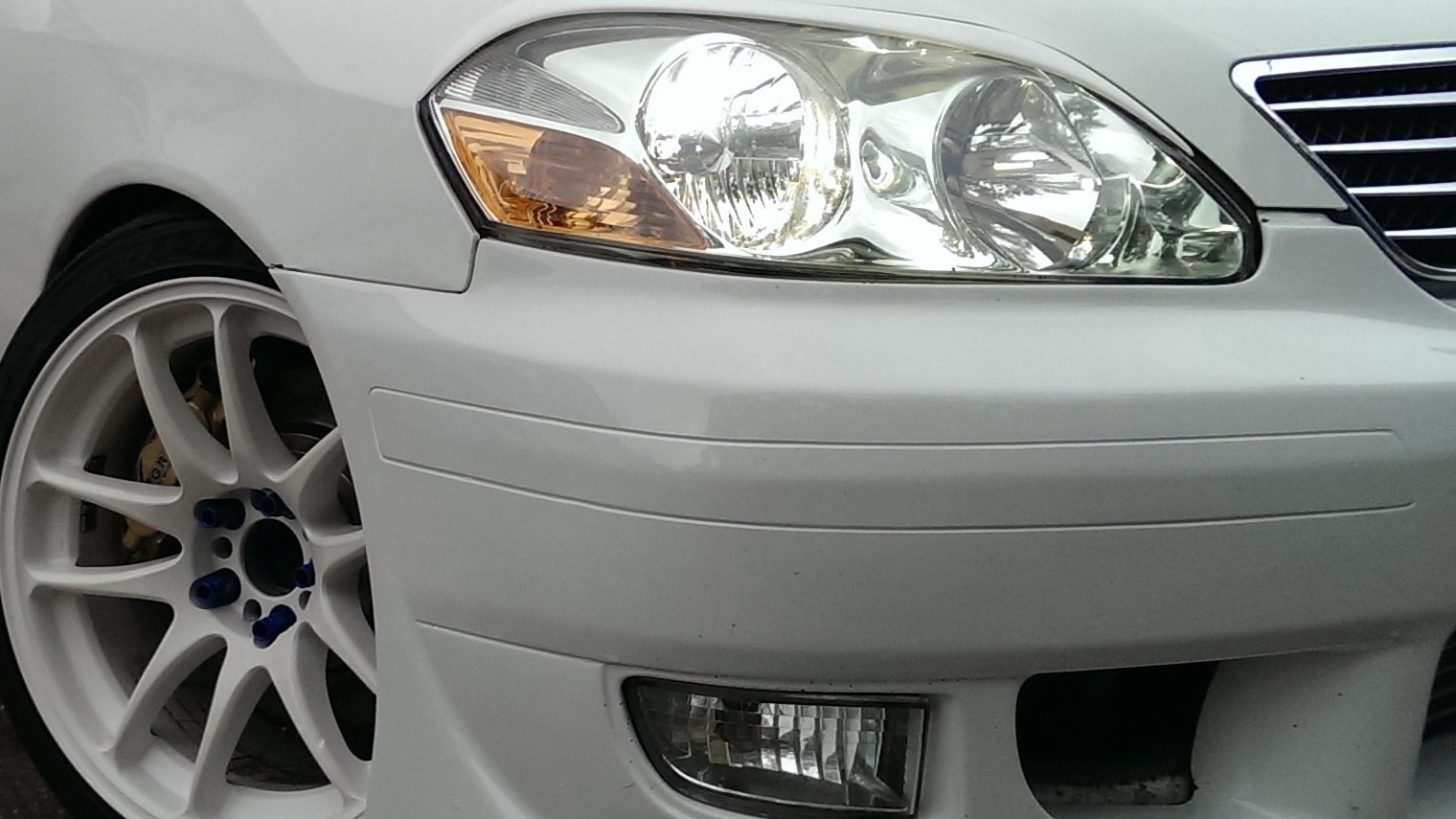 Toyota Mark II (110) 2.5 бензиновый 2002 | White на DRIVE2