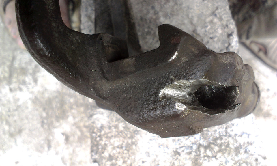 42: Закисла направляющая в суппорте. Итог: контракт)) — Toyota Caldina ...