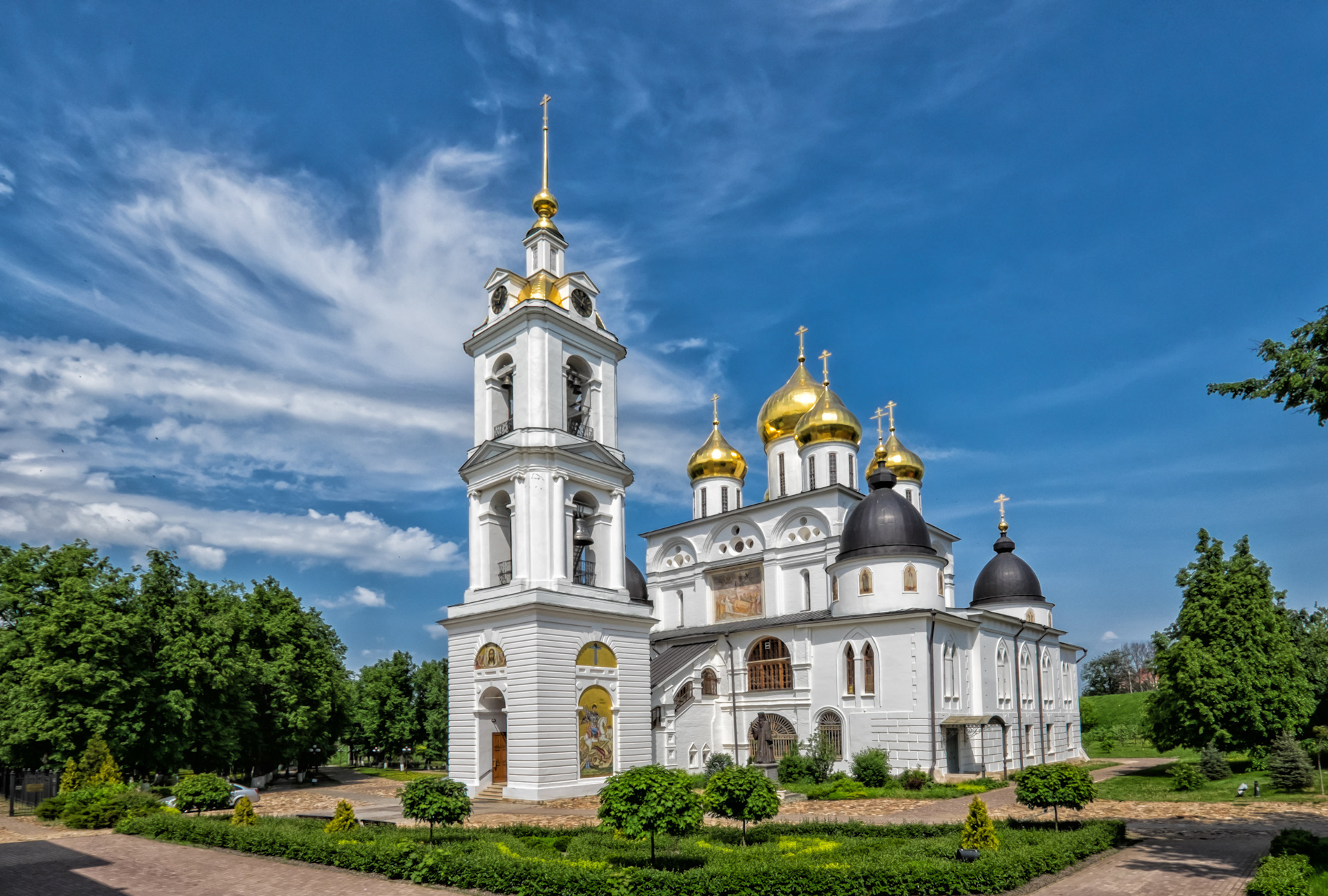 Успенский кафедральный собор Дмитров