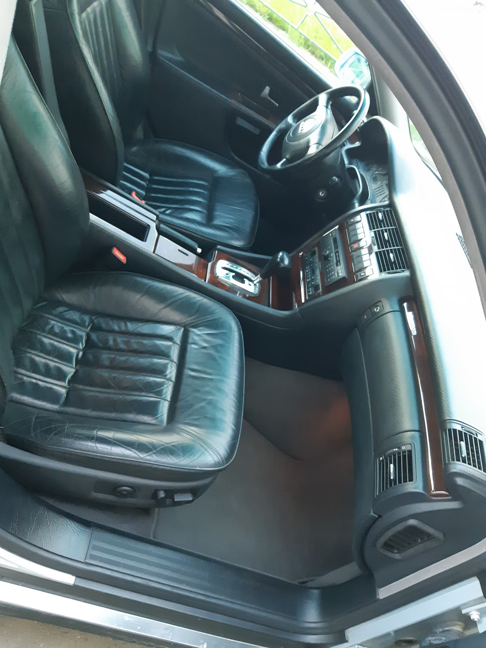 Замена магнитолы — Audi A8 (D2), 3,7 л, 1998 года | своими руками | DRIVE2