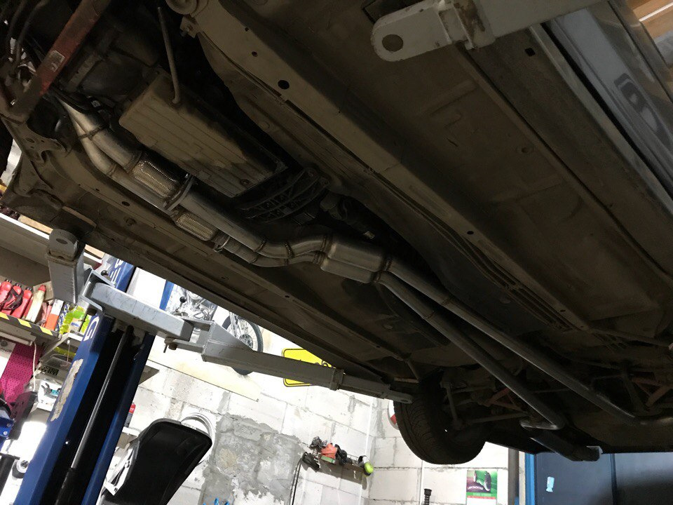 Установка двойного прямоточного выхлопа — DRIVE2