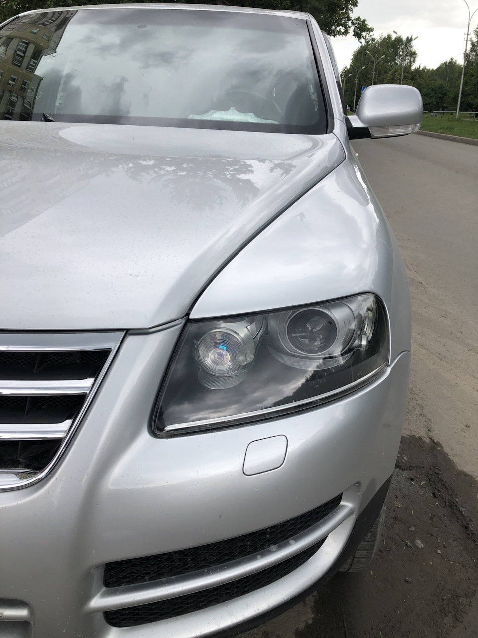 Bi Led мне в фары — Volkswagen Touareg (1G), 3,2 л, 2006 года | визит на  сервис | DRIVE2