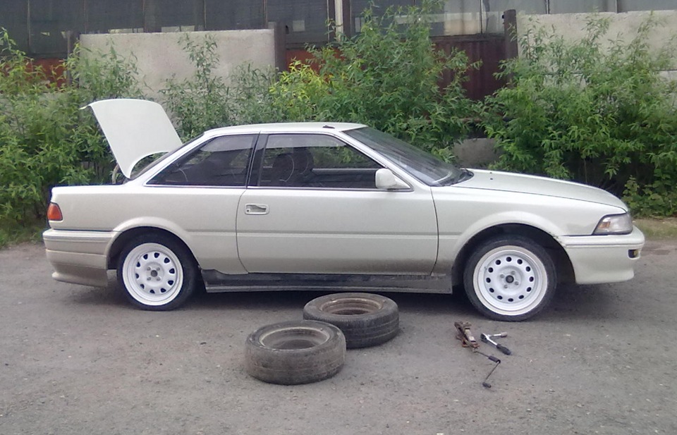 общий вид — Toyota Corolla Levin (AE91/92)