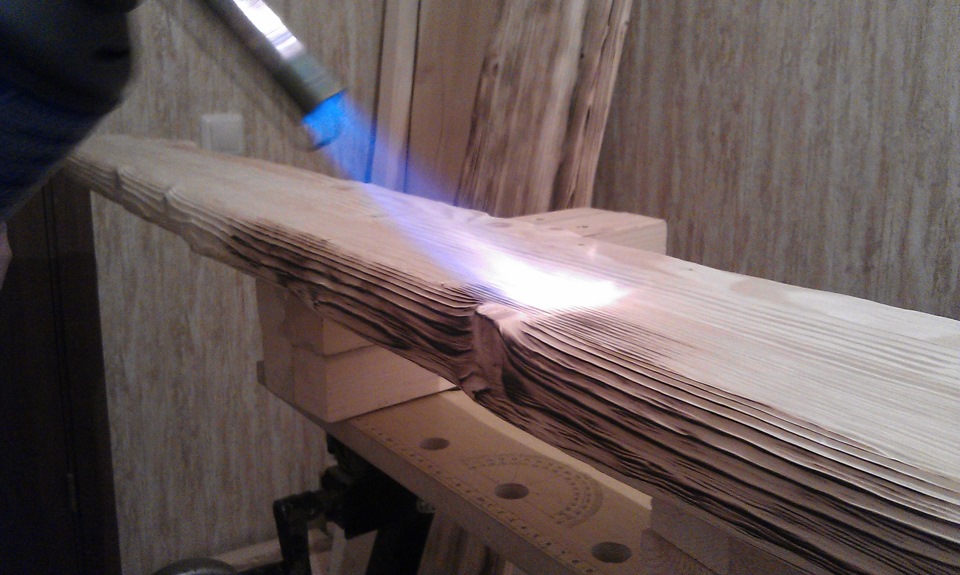 обжиг древесины газовой горелкой