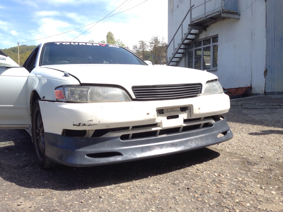 Губа н. Toyota Mark 2 90 Vertex.