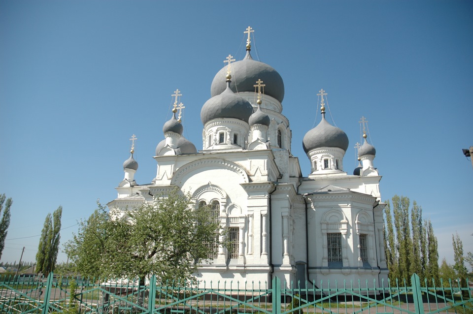 Пгт воронежской. Посёлок городского типа Анна Воронежская область. Деревня Анна Воронежская область. Город Анна Воронежской области достопримечательности. Парк в Анне Воронежской области.