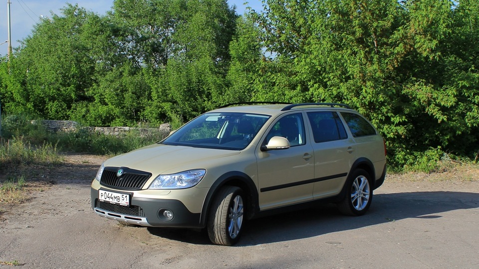 Шкода скаут 2011. Шкода Октавия Скаут 1.8. Octavia Scout 2011. Шкода Октавия Скаут 2011 года. Skoda Octavia Scout a5 2004.