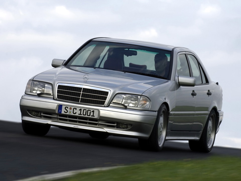 Фото в бортжурнале Mercedes-Benz C-class (W203)