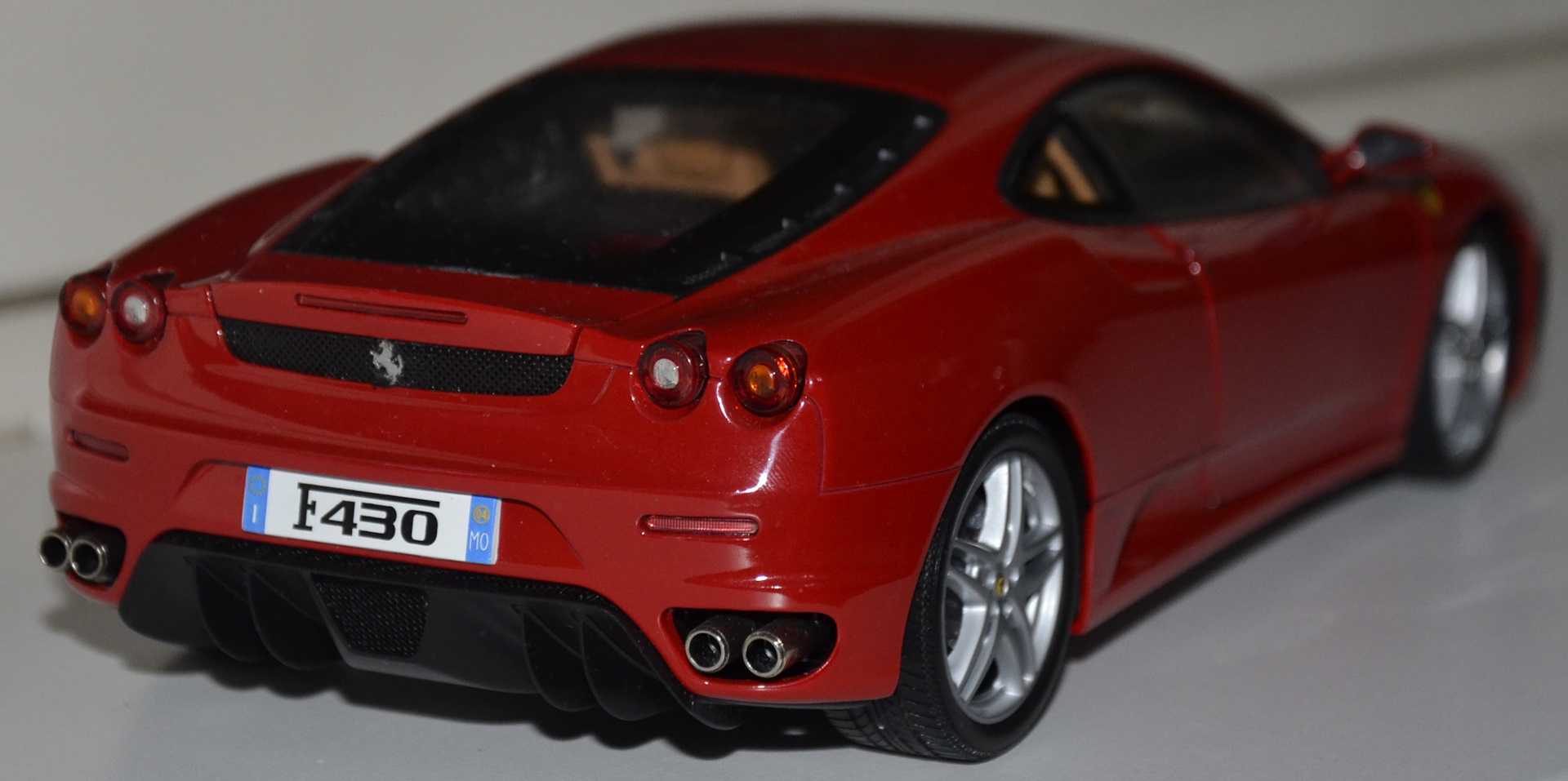 Р РѕР·РѕРІС‹Р№ Ferrari f430