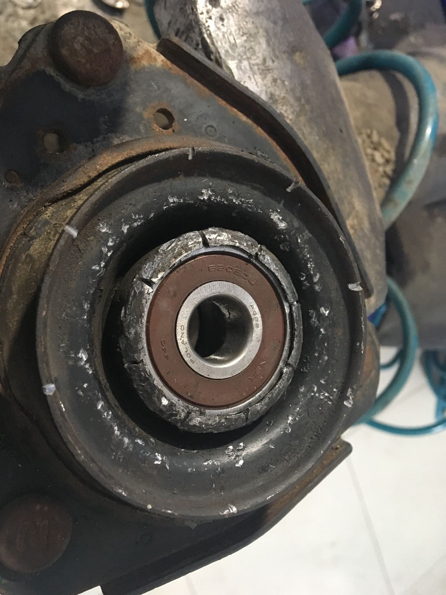 Ремонт опор передних стоек — Toyota Caldina (210), 2 л, 1997 года ...