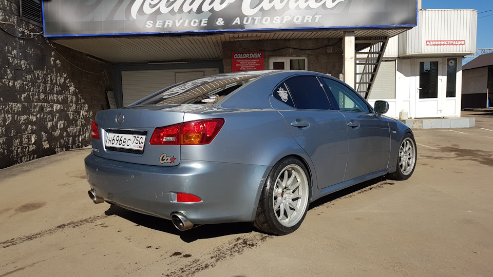 Lexus is 250 болячки