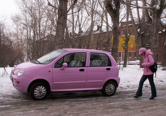 Pink Daewoo Matiz