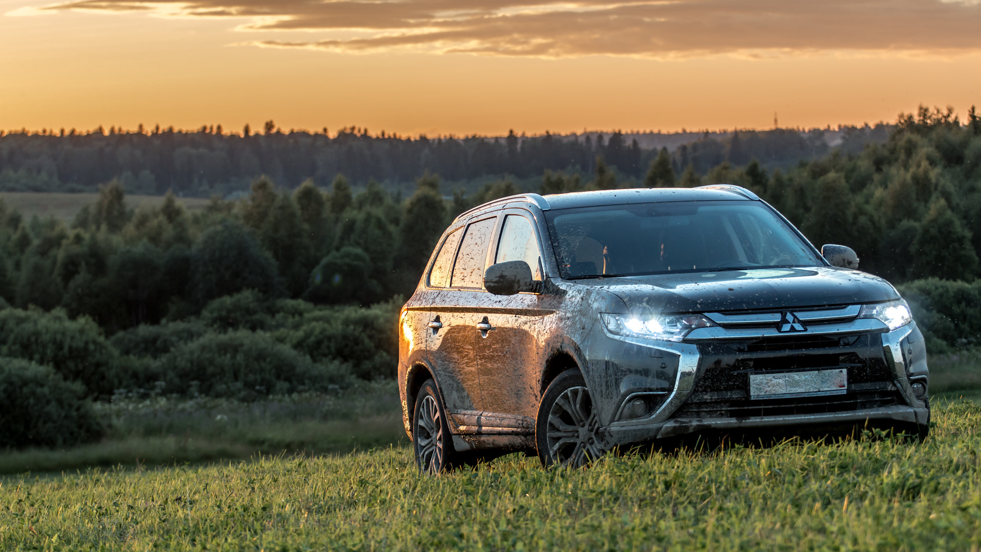 Mitsubishi Outlander (3G) 2.4 бензиновый 2017 | Ороку Саки 🇯🇵 на DRIVE2