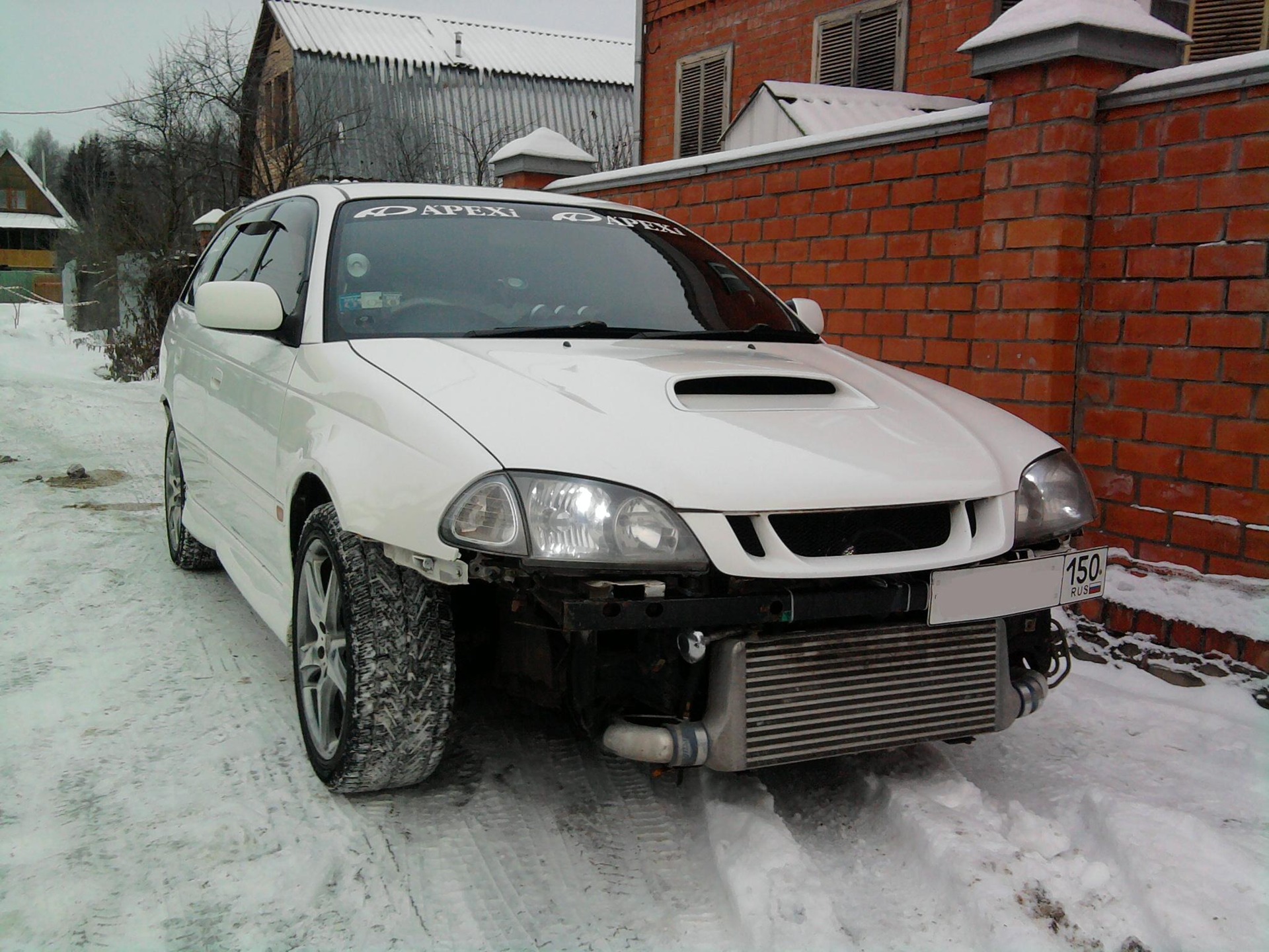      Toyota Caldina 20 2000