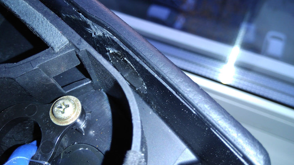 Вот так он выглядит с обратной стороны. — Mazda Atenza (1G)