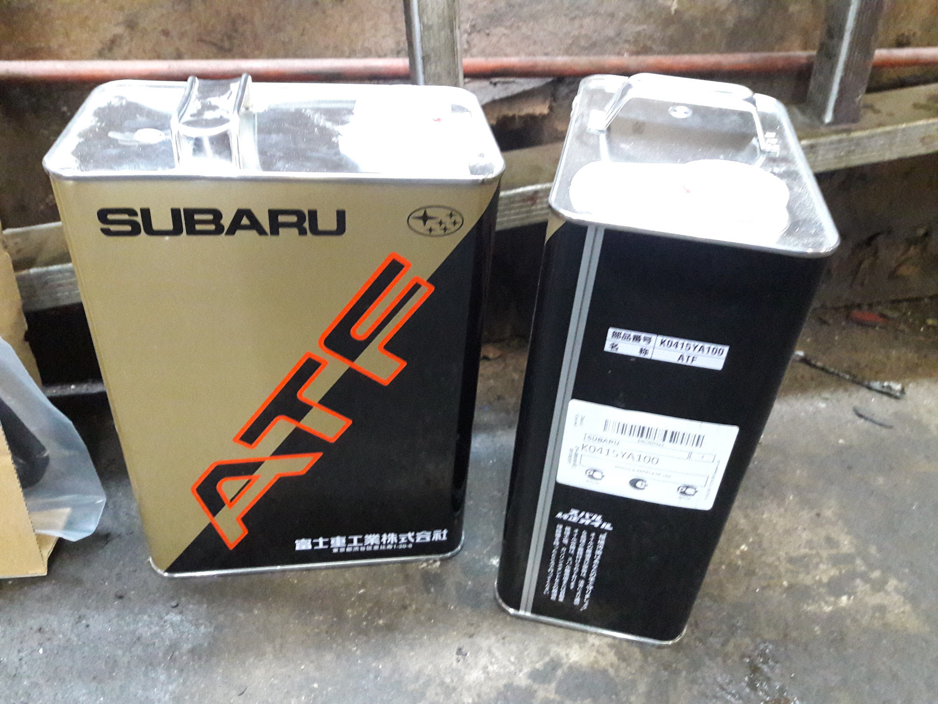 Масло в автомат субару. Subaru ATF k0415-ya100. Subaru 4л k0415 ya100. Масло АКПП Субару Форестер 2004 2,5. Масло АКПП Subaru Forester 2015.