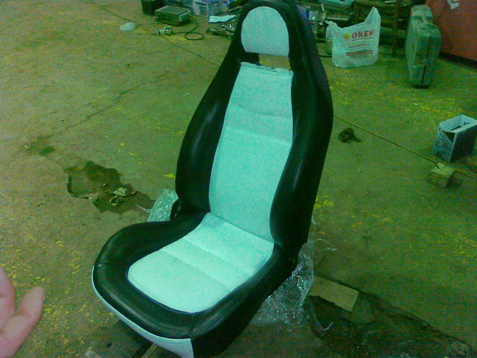 Перетяжка салона кожей — Mazda MX-3, 2,5 л, 1992 года | тюнинг | DRIVE2