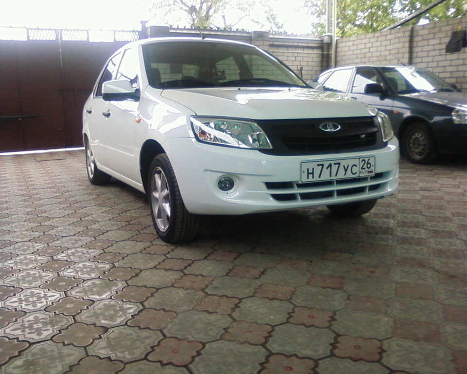 сабля в чёрный — Lada Гранта (1G), 1,6 л, 2013 года | просто так | DRIVE2