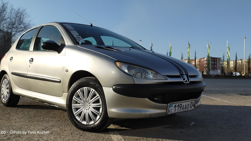 peugeot 206 silver