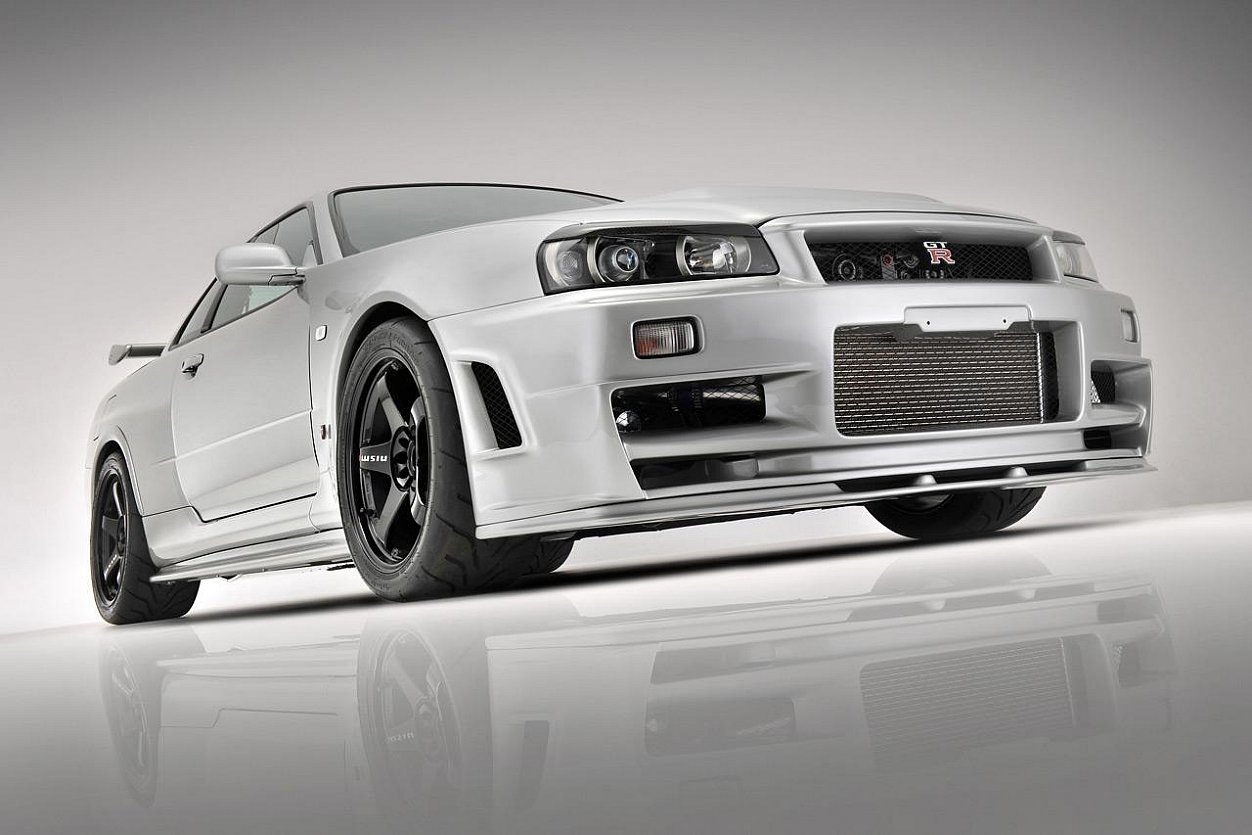 Nissan Skyline r34 2021