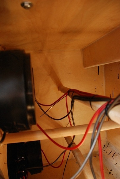 подключение сабвуферов — Ford Expedition (2G), 5,4 л, 2004 года ...