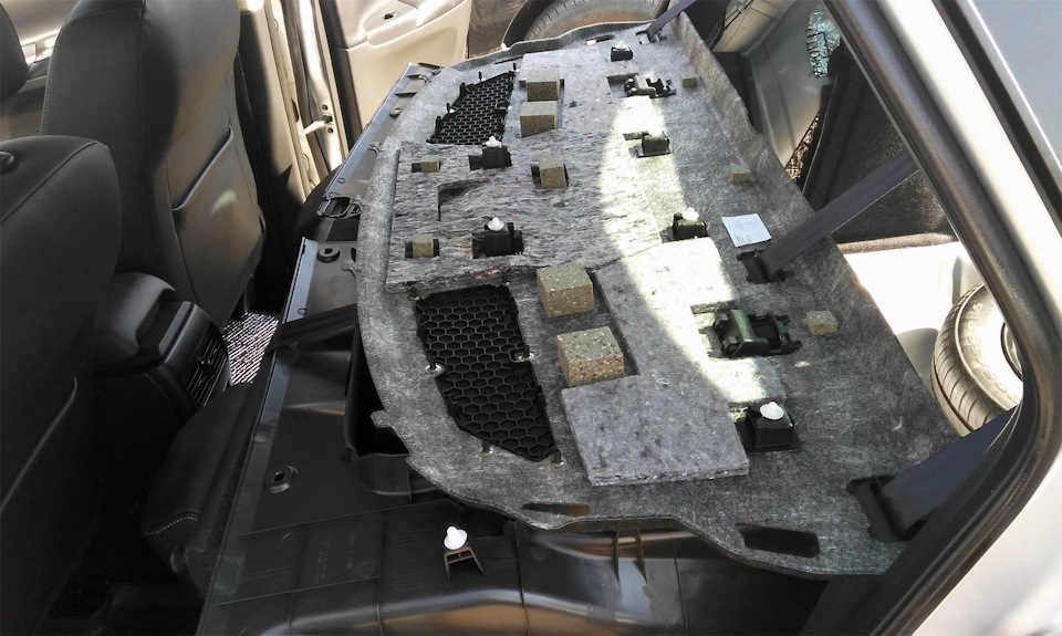 Фото в бортжурнале Nissan Sentra (B17)