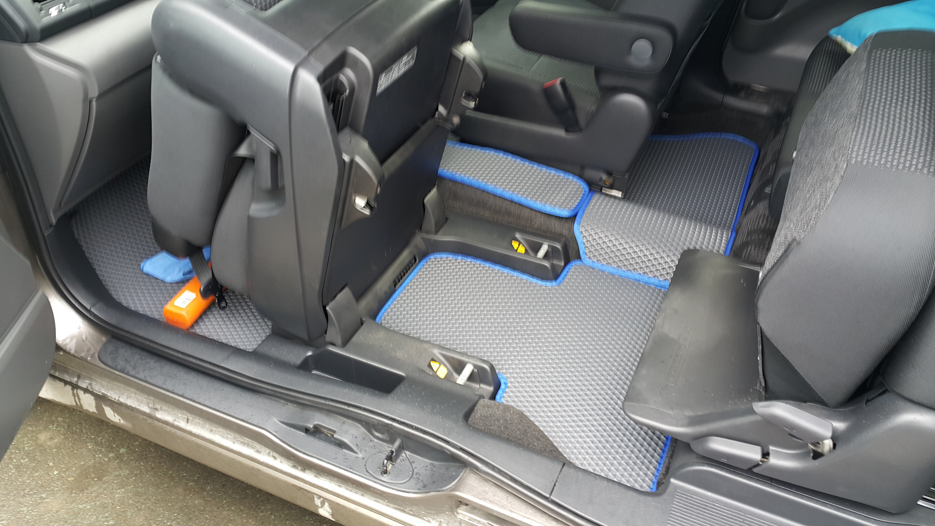 Коврики Toyota Wish 2009 Купить В Красноярске