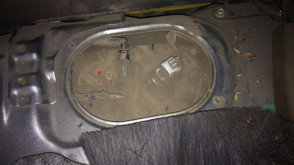 Перенос топливного фильтра под капот — Subaru Forester (SG), 2 л, 2006 ...