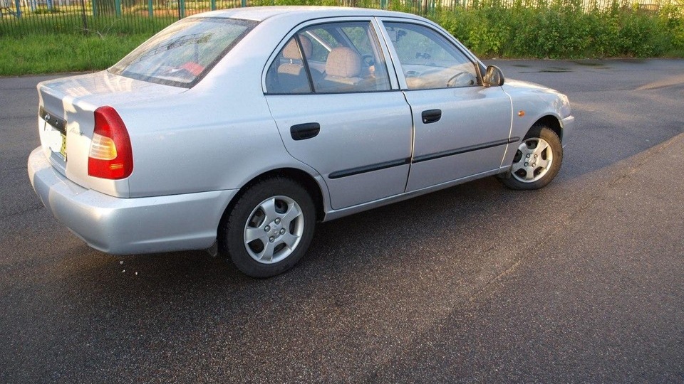 Hyundai Accent mt3.