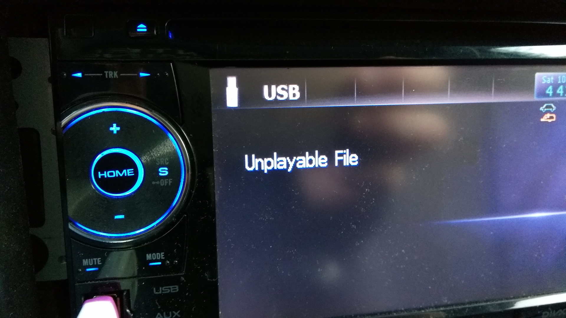 Магнитола не воспроизводит видео. Магнитола не воспроизводит видео. Магнитола не воспроизводит видео. Почему не читает диски магнитола. Pioneer avh-p8600bt не слышно звука телефона.