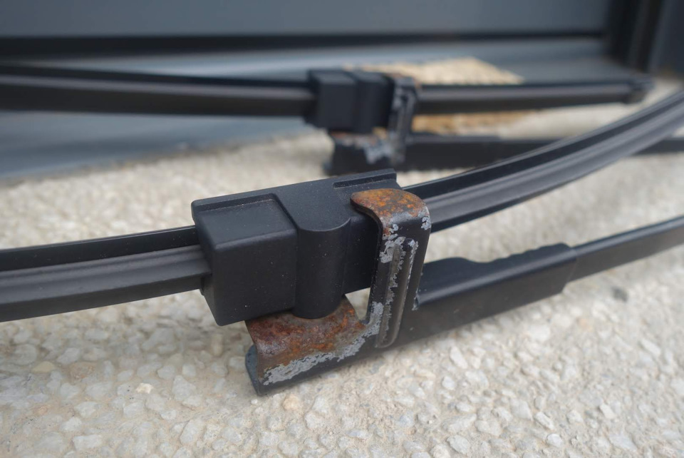 Чтобы снять поводки надо было помучаться. В итоге грубая сила решила вопрос. — Citroen C5 (1G)