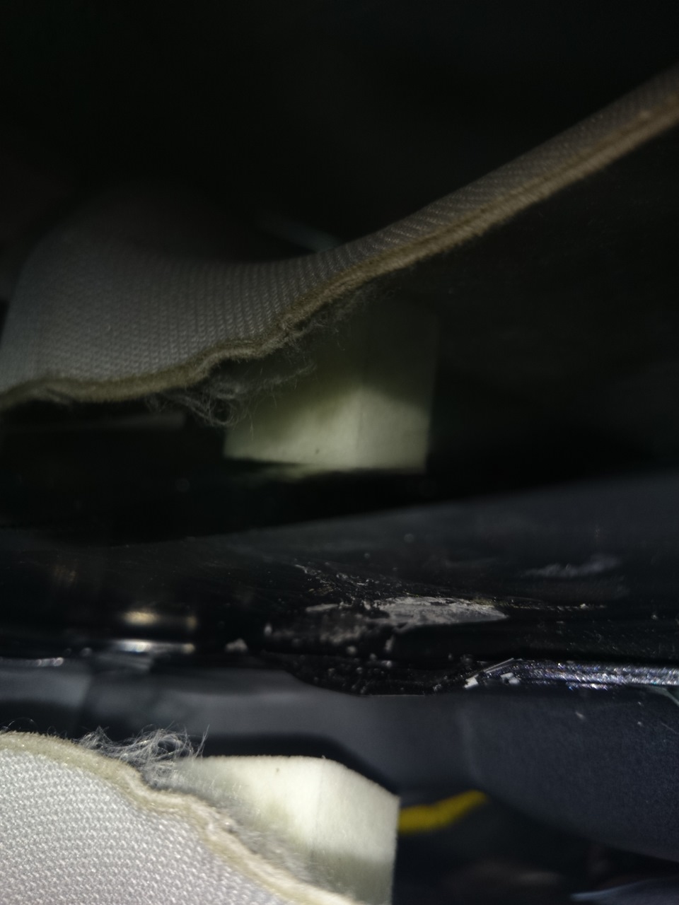 трещит заднее стекло. — Mazda 6 (3G) GJ, 2 л, 2013 года | своими руками ...