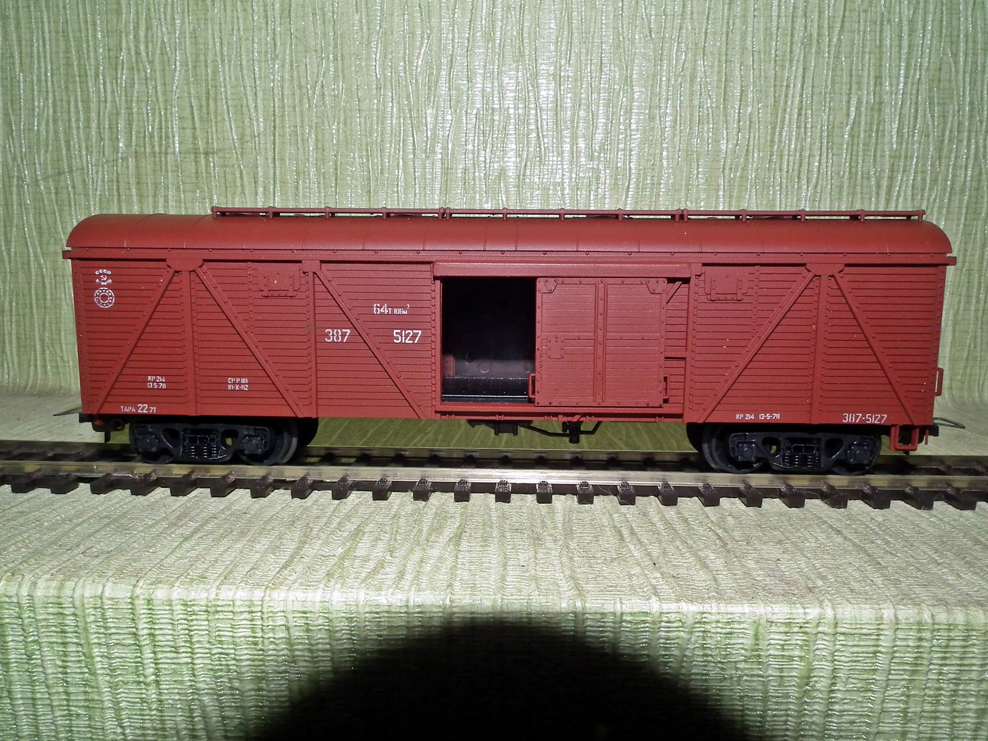 Евротрейн железная дорога. Вагоны евротрейн 1/87 пассажирские. Вагон модели 1 87. Модель вагона 13-4012. Вагон модели 1 87.