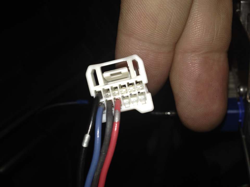 Фото в бортжурнале Nissan Tiida (1G)