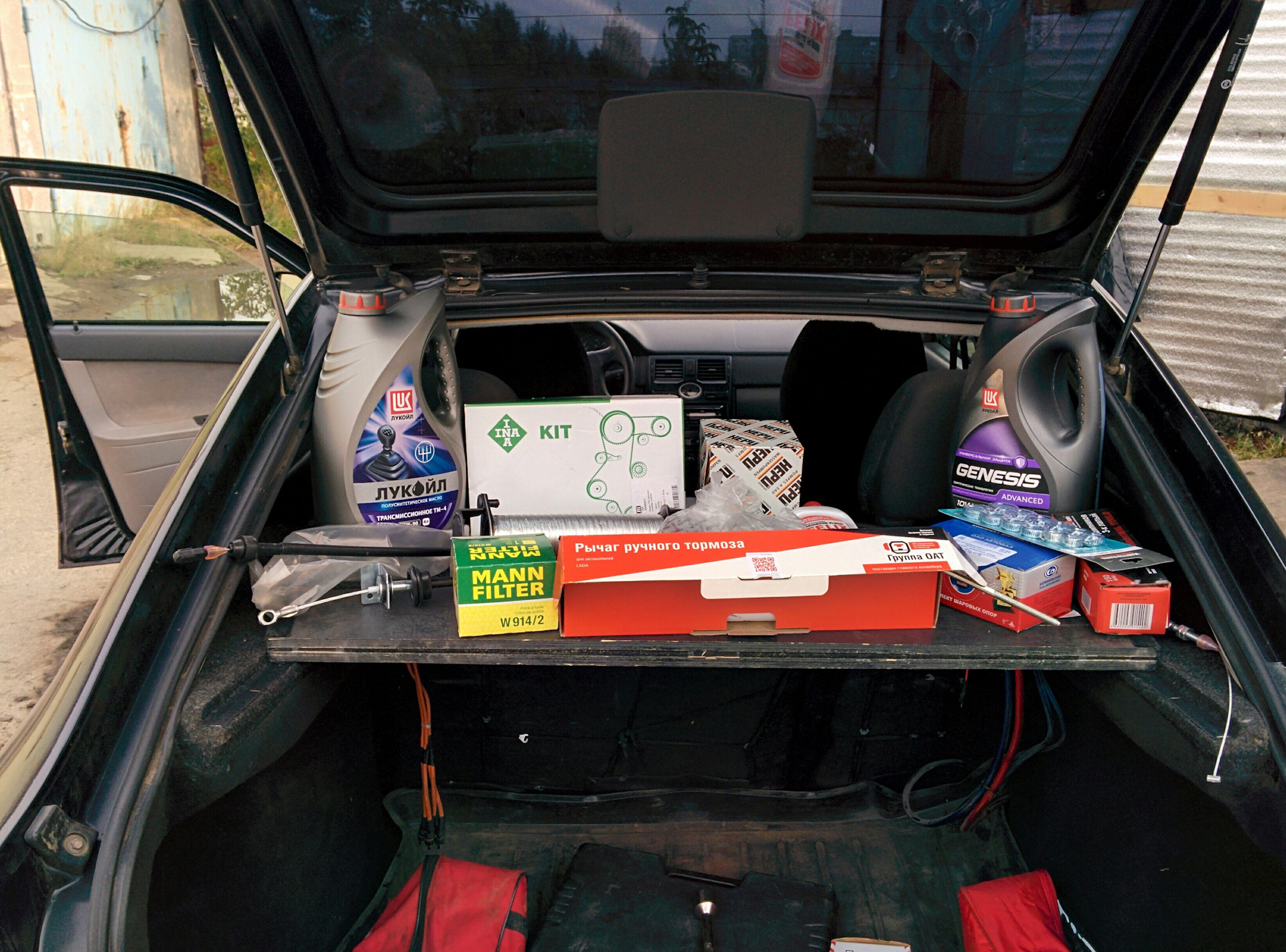 Первое ТО — Lada Приора хэтчбек, 1,6 л, 2008 года | запчасти | DRIVE2