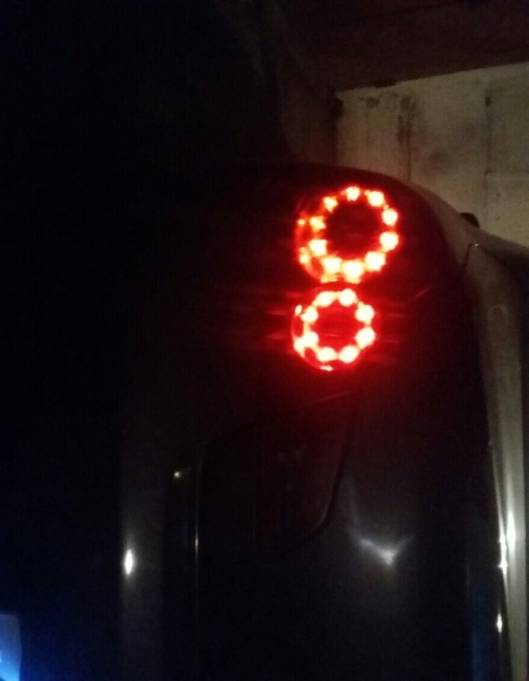 Тонировка фар или делаем зверька агрессивнее💯 — Nissan Skyline (V36), 2 ...