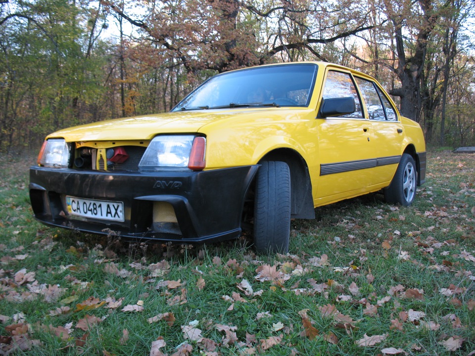 Opel Ascona 1 8