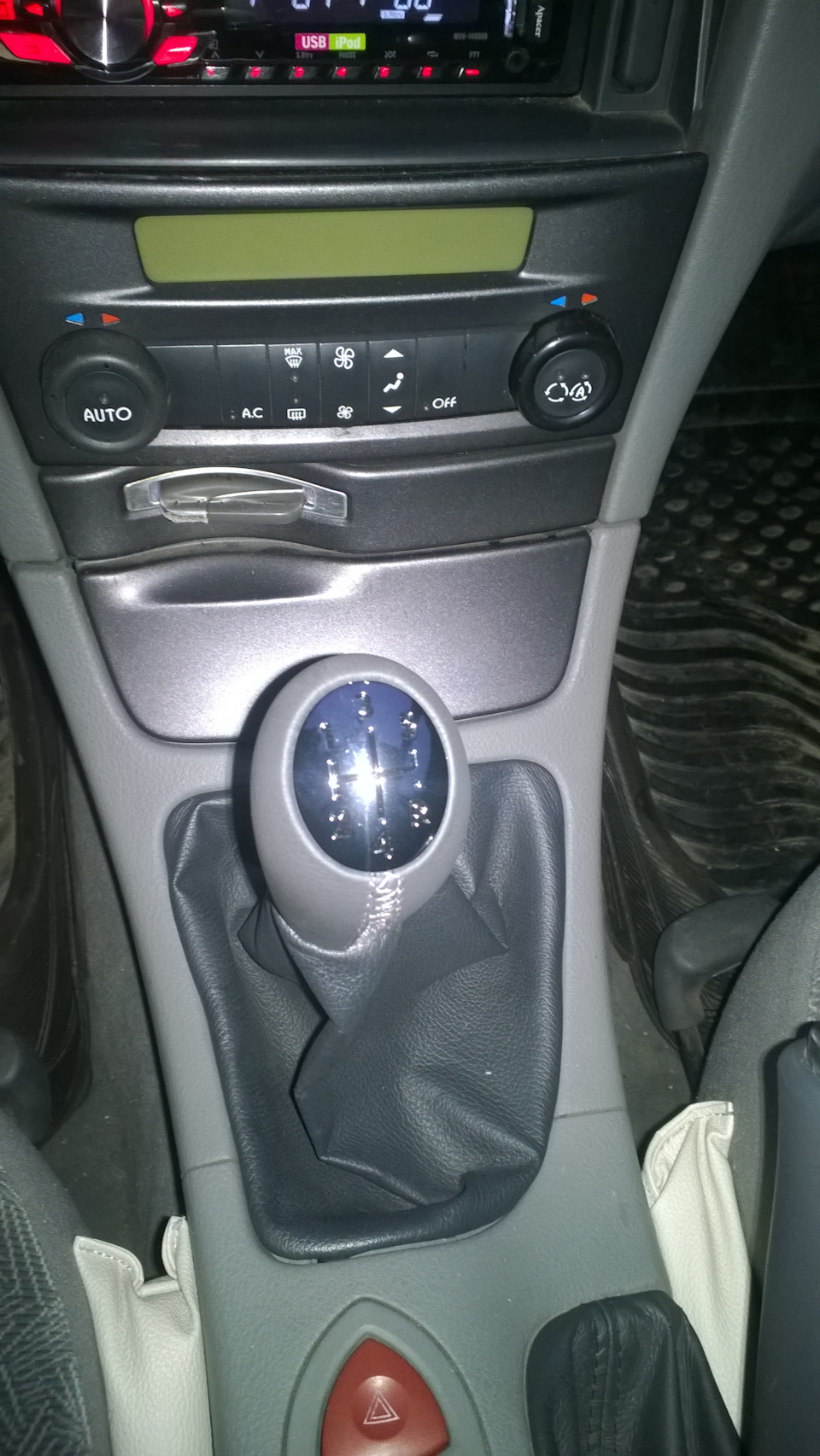 Ручка МКПП — Renault Laguna II, 1,6 л, 2002 года | запчасти | DRIVE2