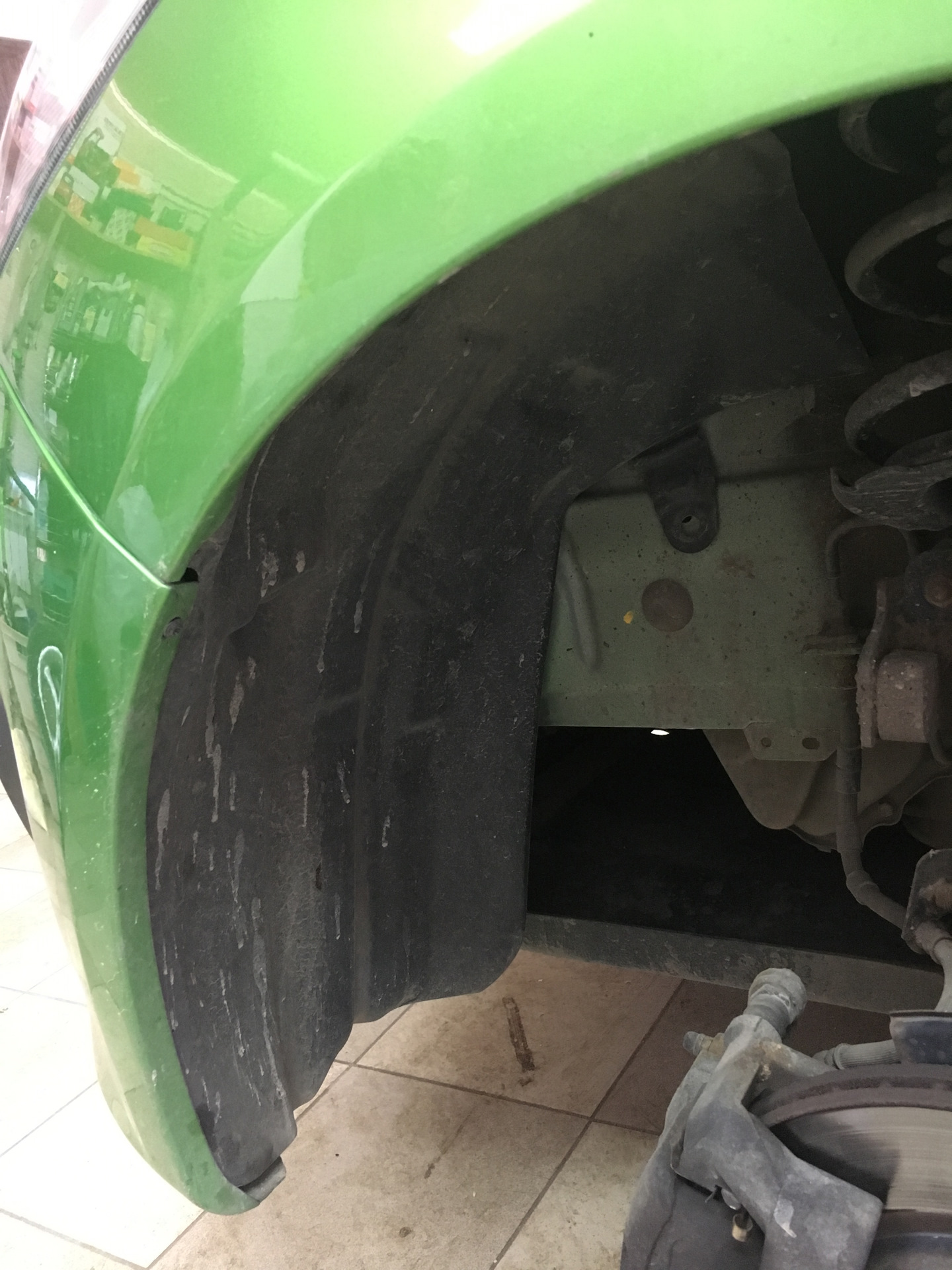 Шум подкрылок. Жидкие подкрылки 2110. Шум подкрылок. Шум подкрылок. Шумоизоляция арки колеса 2e0863814b vag.