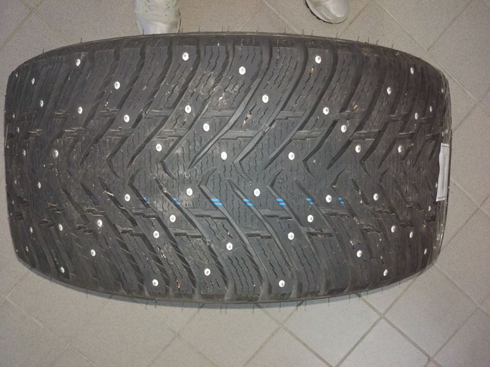 Комплект зимней резины Nokian hakkapeliitta 8 245 40 r19 XL 275-40-r19 ...