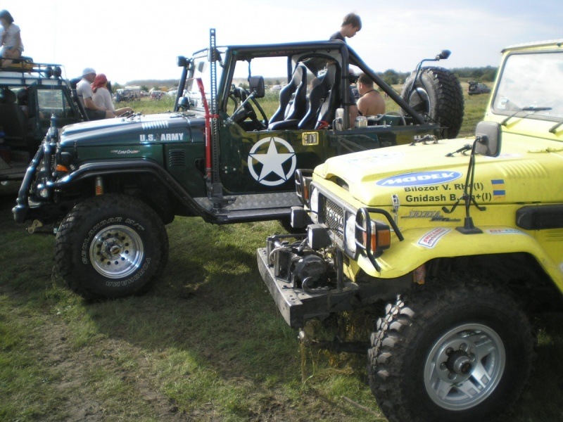      Toyota Land Cruiser 34 1983 