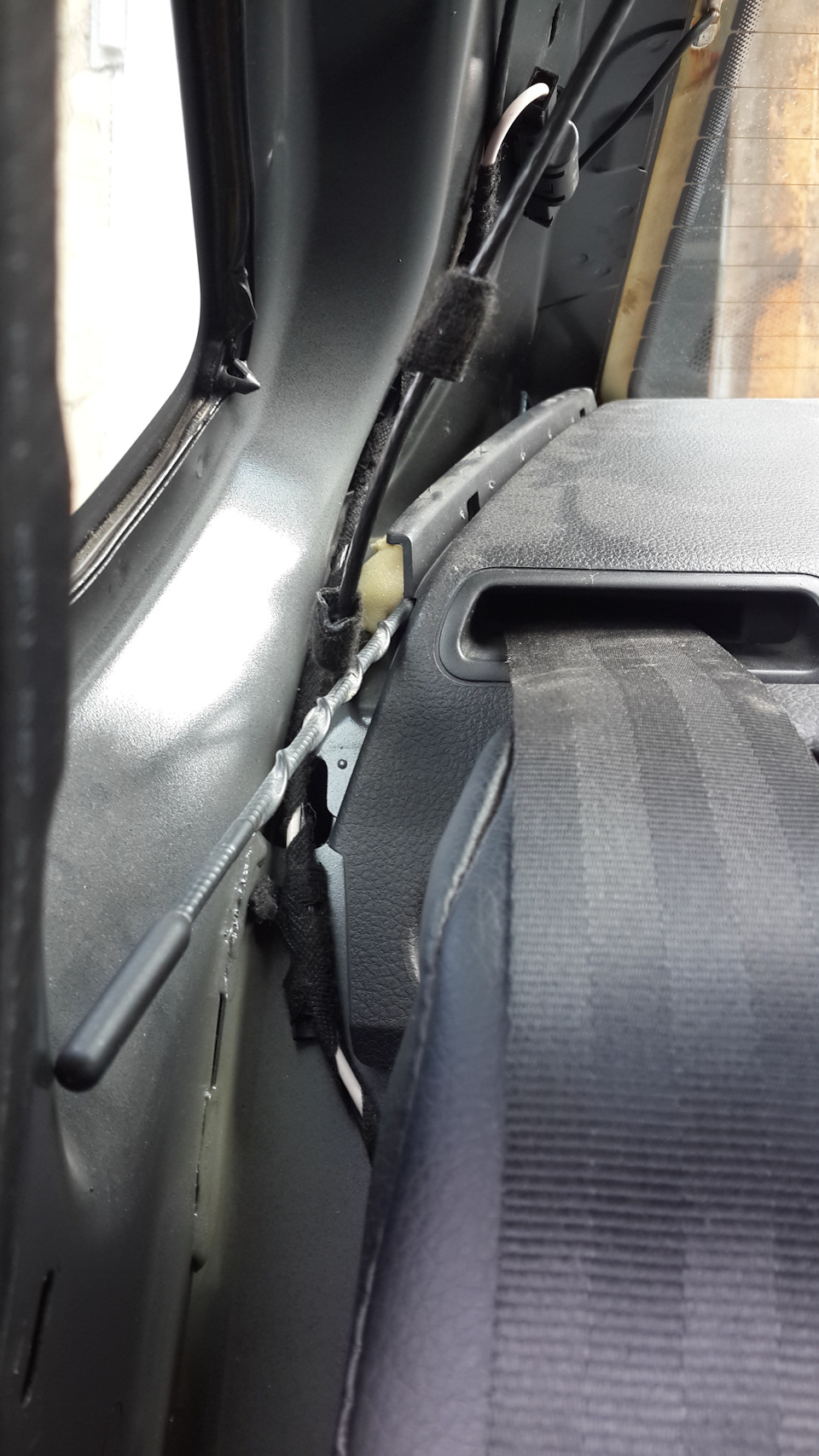 7b79776s 960 антенна на крышу автомобиля поло седан